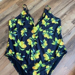 Lemon bathing suit